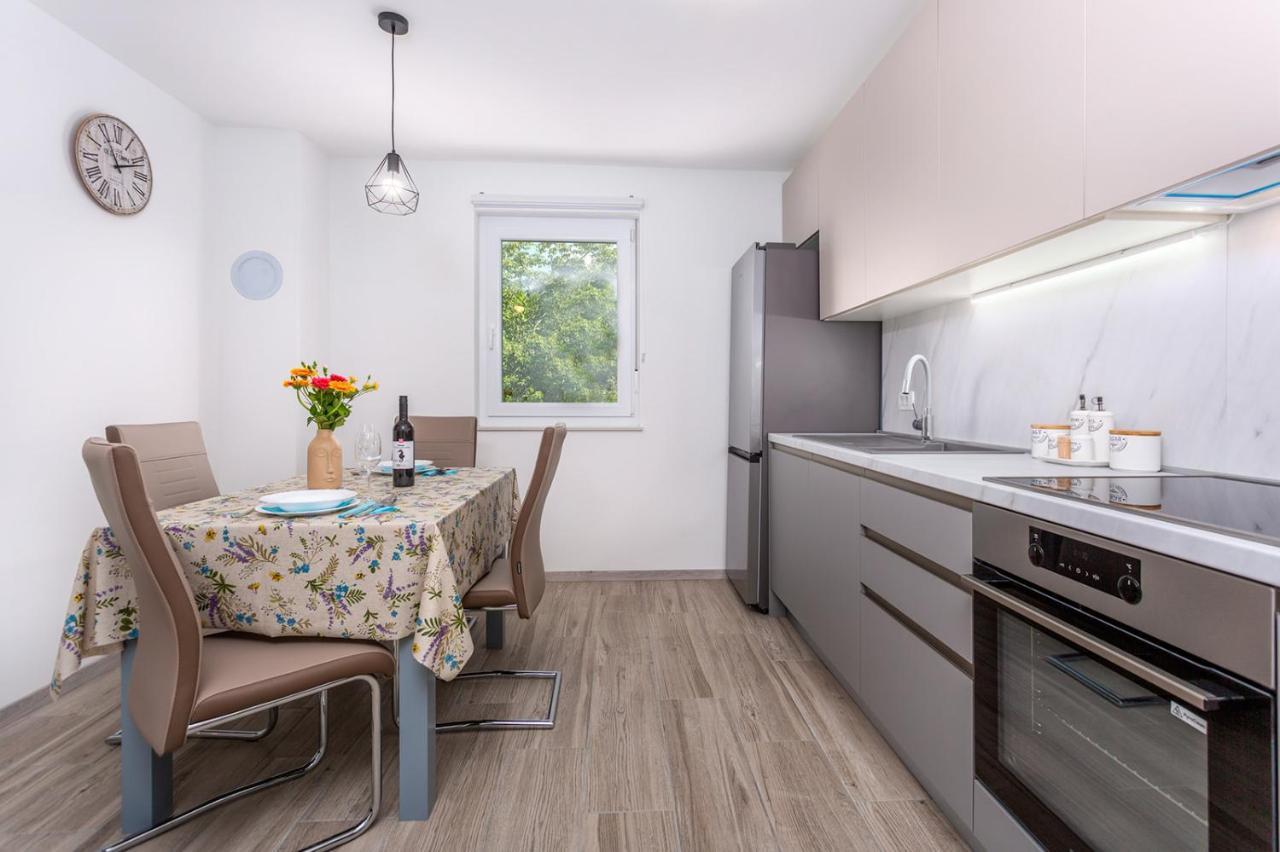 Kvarner Bay 4* - Apartments 1 & 3 Rijeka Eksteriør bilde